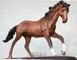 Royal Doulton The Winner Very Rare Brown Matt Colourway Model No. DA 154 Boxed