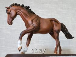 Royal Doulton The Winner Very Rare Brown Matt Colourway Model No. DA 154 Boxed