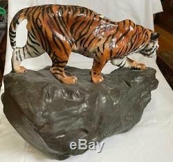 Royal Doulton Very Rare Tiger on Rock Figurine HN2639 (Prestige)