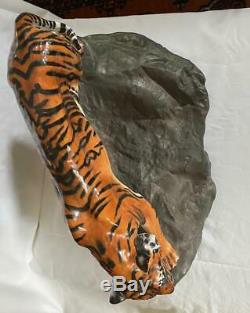 Royal Doulton Very Rare Tiger on Rock Figurine HN2639 (Prestige)