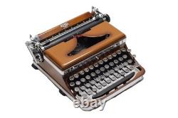 Royal Quiet, Very Rare Font and Colour, Vintage Manual Typewriter Serviced