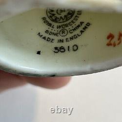 Royal Worcester MOCK TURTLE Alice in Wonderland FG Doughty very Rare 50s