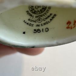Royal Worcester MOCK TURTLE Alice in Wonderland FG Doughty very Rare 50s