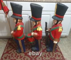 Set Of 3 Royal Guard Paper Mache Soldiers VERY RARE! LOCAL PICK UP ONLY