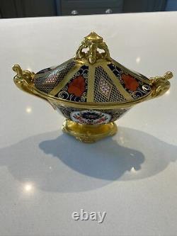 Tunning Vintage Royal Crown Derby Old Imari 1128 Covered Urn Very Rare
