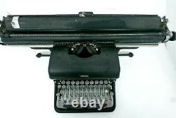 Typewriter 1938 ROYAL klm 26-2450507 26 Carriage Very Rare