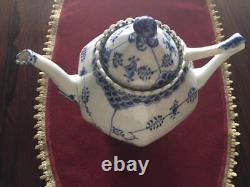 Unused Royal Copenhagen Blue Fluted Full Lace Face Pot Teapot 1200ml Very Rare