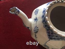 Unused Royal Copenhagen Blue Fluted Full Lace Face Pot Teapot 1200ml Very Rare