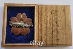 VERY RARE! Japanese Imperial Navy Submarine School Completion Badge + box