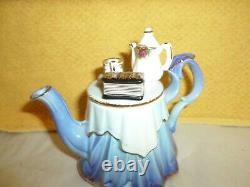 VERY RARE Royal Albert Old Country Roses Ruffled Skirt Mini Teapot 1996 Blue