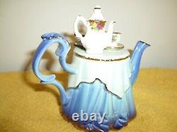 VERY RARE Royal Albert Old Country Roses Ruffled Skirt Mini Teapot 1996 Blue