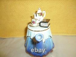 VERY RARE Royal Albert Old Country Roses Ruffled Skirt Mini Teapot 1996 Blue