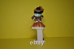 VERY RARE. Royal Doulton Figurine Pearly Girl HN2036. Simply perfect