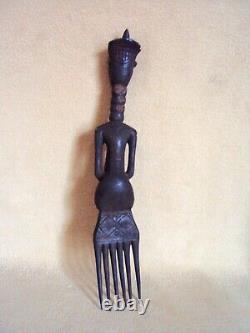 VERY RARE VINTAGE ROYAL DENGESE Ndegense QUEEN COMB African Carving Statue