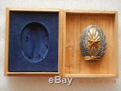 VERY RARE! WWII Imperial Japan Army Officer Pilot Badge in silver+ original box