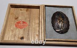 VERY RARE! WWII Imperial Japanese Army NCO Pilot Badge+Box! 1923-1945