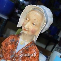 VERY RARE Will-George Pottery Old Elderly Lady Grandmother Sitting Peacefully