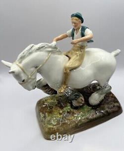 VERY Rare 1930's ROYAL DOULTON HN2520 Figurine THE FARMER'S BOY Retired 1960