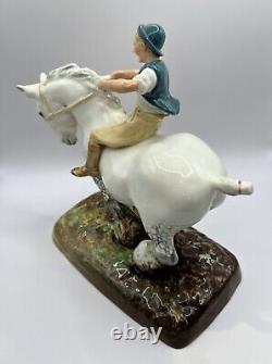 VERY Rare 1930's ROYAL DOULTON HN2520 Figurine THE FARMER'S BOY Retired 1960