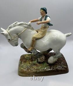 VERY Rare 1930's ROYAL DOULTON HN2520 Figurine THE FARMER'S BOY Retired 1960