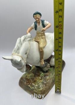 VERY Rare 1930's ROYAL DOULTON HN2520 Figurine THE FARMER'S BOY Retired 1960