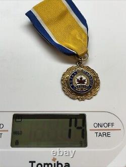 VINTAGE ROYAL CANADIAN LEGION MEDAL 10K GOLD BIRKS Very RARE