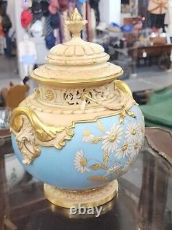 Very Fine & Rare Antique 19th Century Royal Worcester Lidded Daisy Potpourri Vas