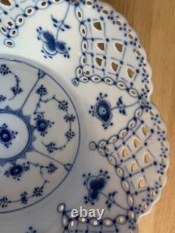 Very Rare 1966 Royal Copenhagen Blue Fluted Full Lace Fruit Basket 1/1061 EUC
