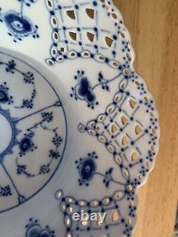 Very Rare 1966 Royal Copenhagen Blue Fluted Full Lace Fruit Basket 1/1061 EUC