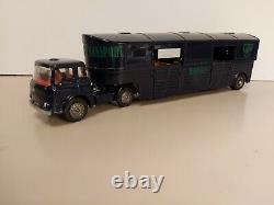 Very Rare Code 3 Corgi Bedford Artic Horse Box, Royal Horse Transport Livery