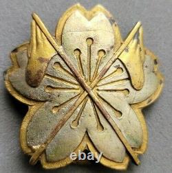 Very Rare! Japanese Imperial Army Artillery Signalling Badge