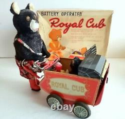 Very Rare Royal Cub Walking Mama Bear, Japan, Original box