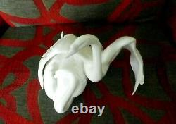 Very Rare Royal Doulton Images Of Nature Nestling Down, Swans Hn 3531 Perfect