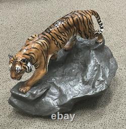 Very Rare Royal Doulton Prestige Tiger On A Rock Figurine HN 2639