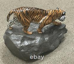 Very Rare Royal Doulton Prestige Tiger On A Rock Figurine HN 2639