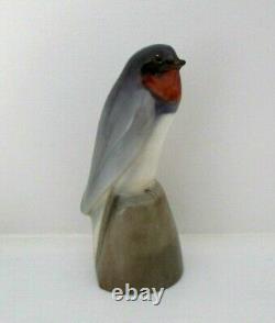 Very Rare Royal Doulton Swallow On Rock Hn 136 Excellent