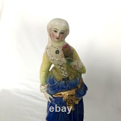 Very Rare Vintage Porcelain Canadian Made 10.5 Royal York Lamp Stand & Statue