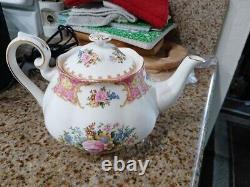 Very Rare Vintage Royal Albert Lady Carlyle Teapot England