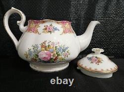 Very Rare Vintage Royal Albert Lady Carlyle Teapot England