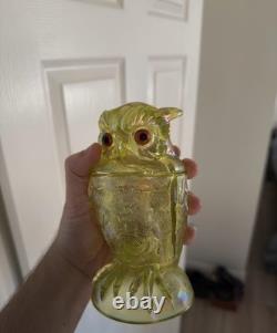 Very rare Summit / Imperial Glass Candy Jar Owl Vaseline Uranium Iridescent Mint