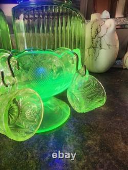 Vintage 1930s Boyd Imperial Uranium Glass Tea Cup Set With 6 Cups Very Rare