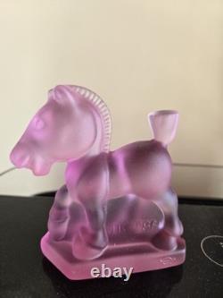 Vintage Heisey Imperial Oscar Sparky Plug Horse HCA 86 Very Rare Pink Satin