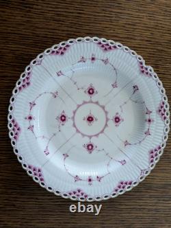 Vintage Royal Copenhagen Gold-Plated Dinner Burgundy Full Lace 9 7/8 Very Rare