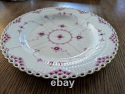 Vintage Royal Copenhagen Gold-Plated Dinner Burgundy Full Lace 9 7/8 Very Rare