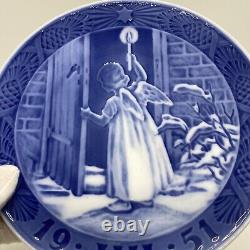 Vintage Royal Copenhagen Jul 1951 Christmas plate Angel With Candle Very Rare