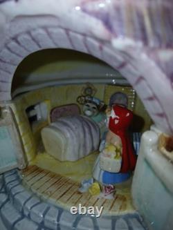 Vintage Royal Sealy Little Red Riding Hood WithWolf VERY RARE Light/Cord Missing