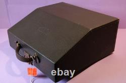 Vintage Royal typewriter rare brown color P88-277639 very good condition