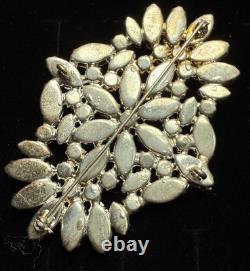 Vintage very rare Brooch Sapphire Color Marquis Rhinestone Navy Royal Blue Silve